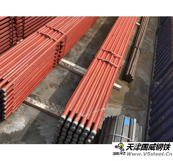 水冷壁管排/管與鰭片焊接成型。管徑：Φ60×5mm，材質：20G GB5310-85。鰭片尺寸45×6mm，材質：Q235-AF。長度：4米。每組50根管，51根鰭片。